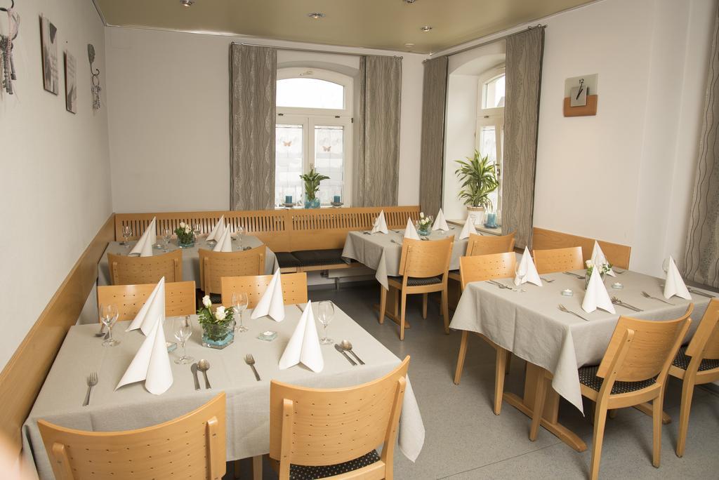 Gasthof Zum Goldenen Lamm Wettelsheim Dış mekan fotoğraf